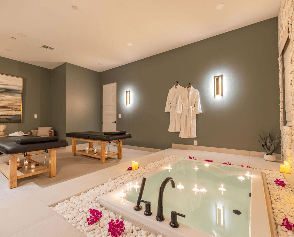 Image of candlelit spa experience, a marriage retreat vacation option at HÓZHÓ Scottsdale.