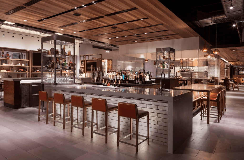 Weft & Warp Art Bar + Kitchen