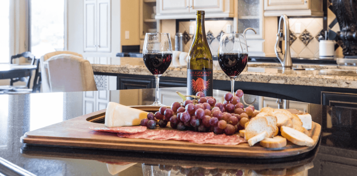 Concierge services at HÓZHÓ Scottsdale