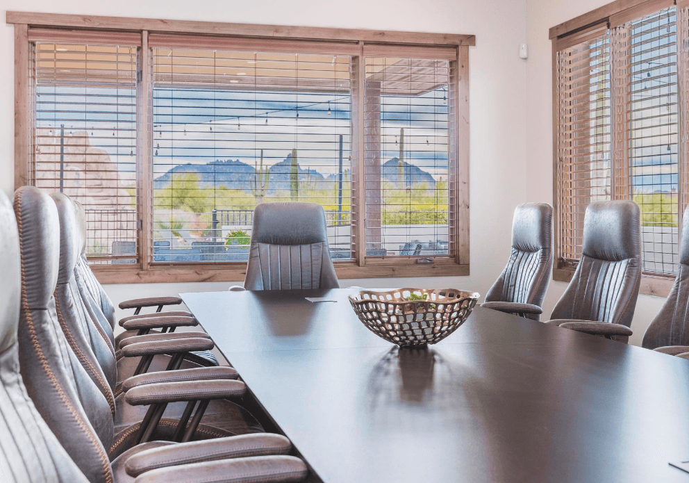A picture of a meeting room at HÓZHÓ Scottsdale.