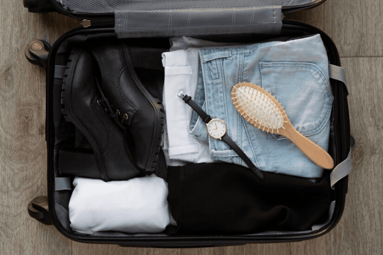 An image for vacations vs. holidays.