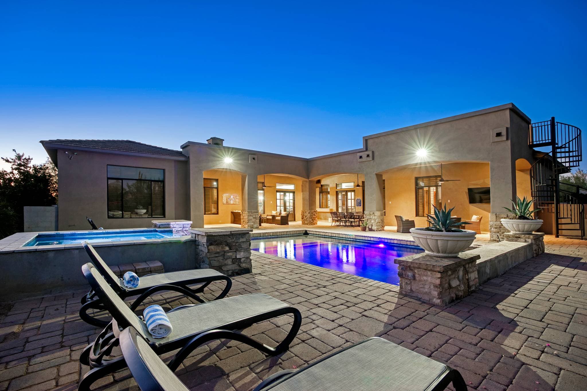 Residence on Desert Views