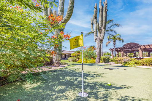 Mansions with Golf Courses: Luxury Living in Scottsdale