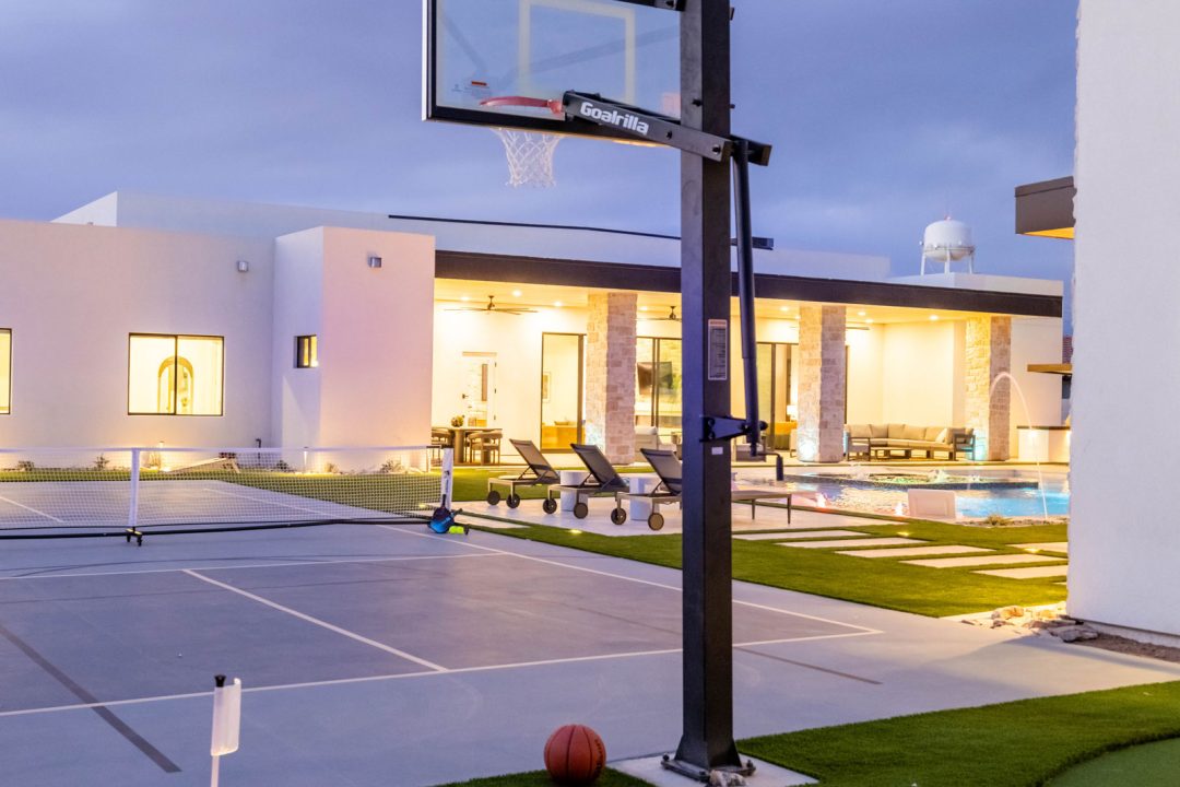 residence-19th-hole-outdoors