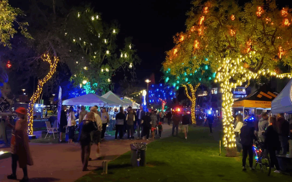 Stroll in the Glow Festival