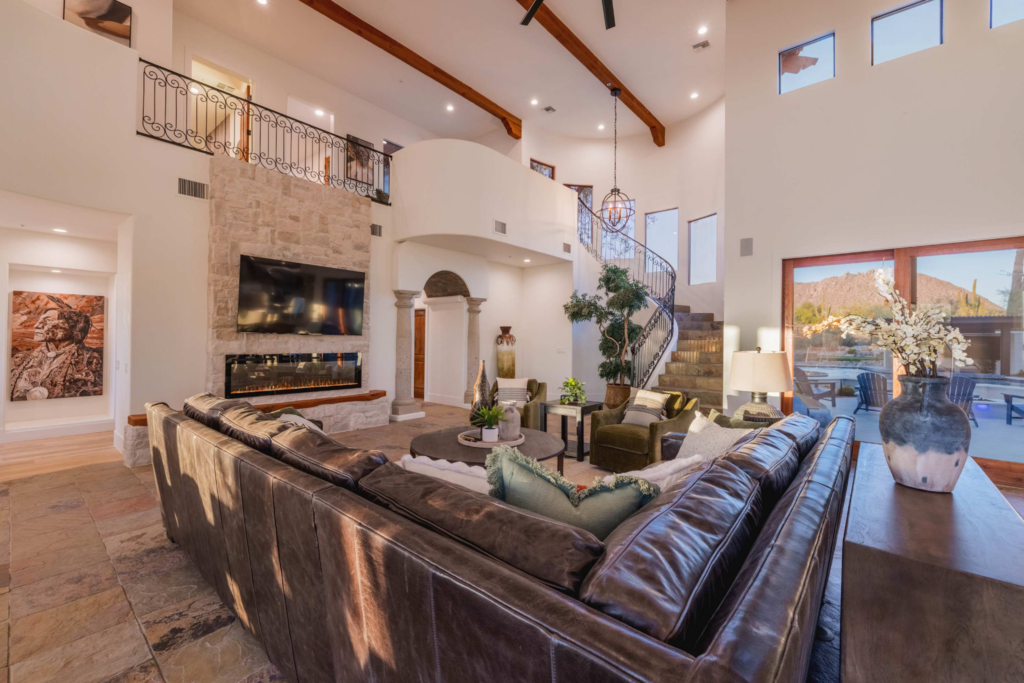 HÓZHÓ Estate on Pinnacle Peak