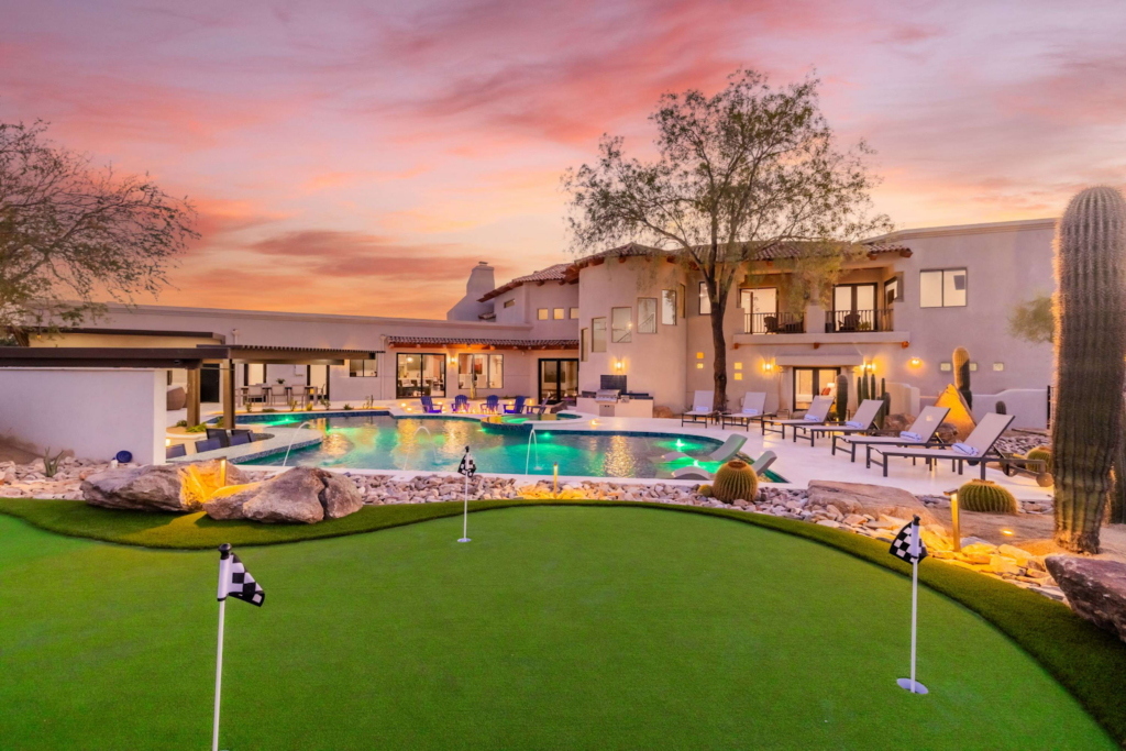 HÓZHÓ Estate on Pinnacle Peak 