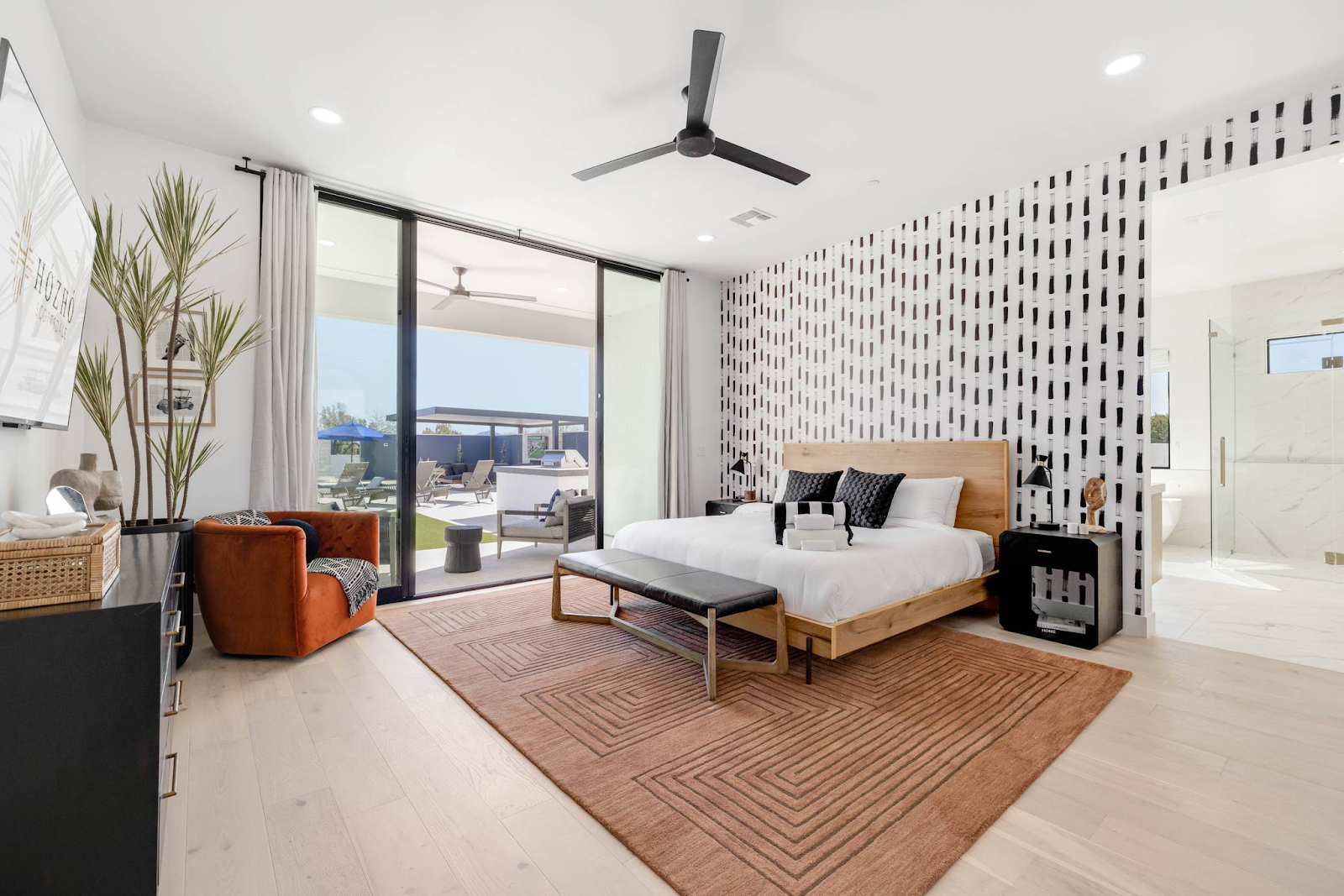 (HÓZHÓ Estate on Thunderbird)