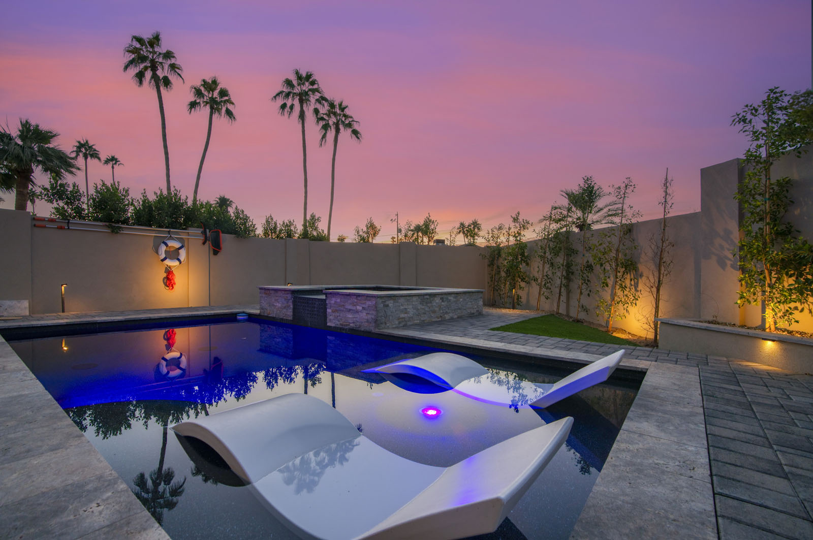 Old Town Modern by HÓZHÓ