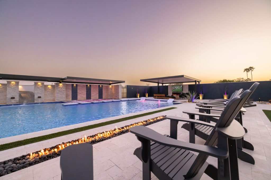 HÓZHÓ Estate on Thunderbird