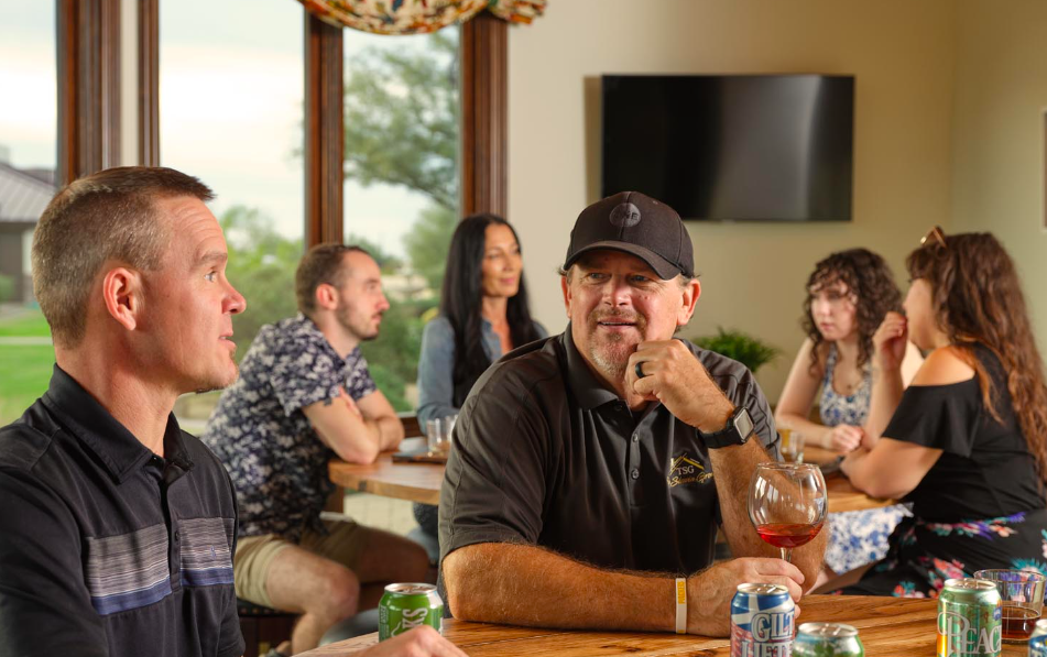 A family reunion at a HÓZHÓ Scottsdale vacation rental.